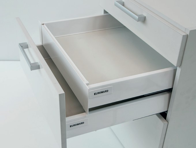SOPORTE PLASTICO DELANTERO 84mm GRIS